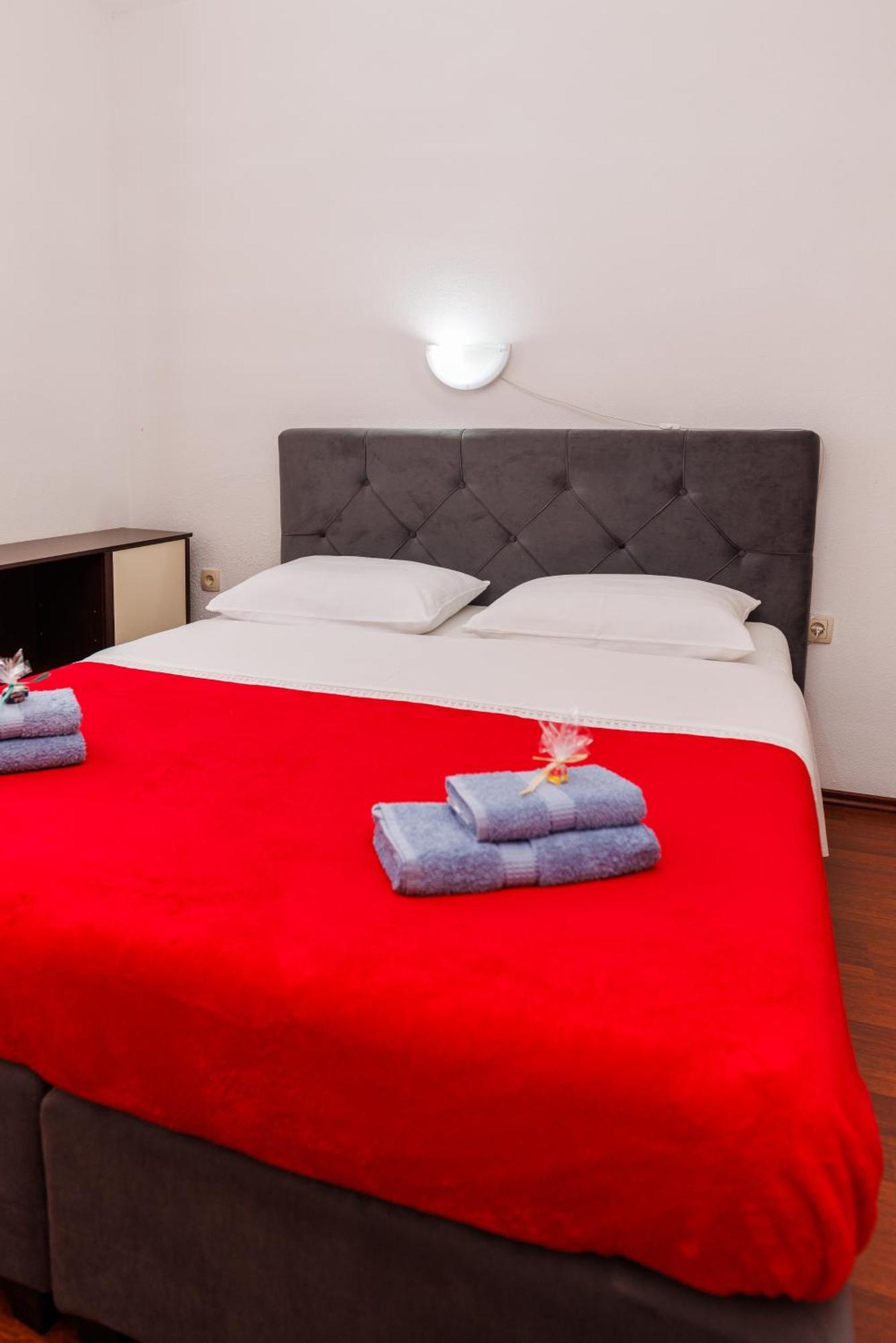 Apartments Stasic Katarina Soline  Exterior photo